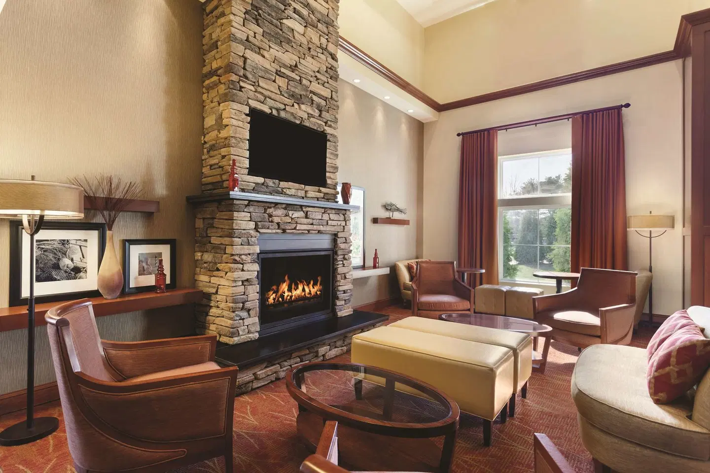 Hampton Inn & Suites Mystic ROOM_EXAMPLE