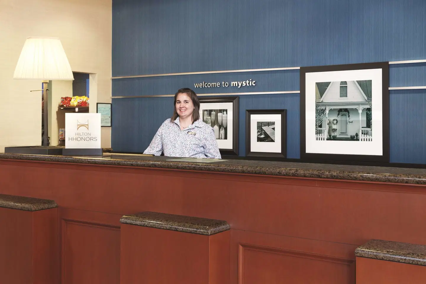 Hampton Inn & Suites Mystic LOUNGE_LOBBY
