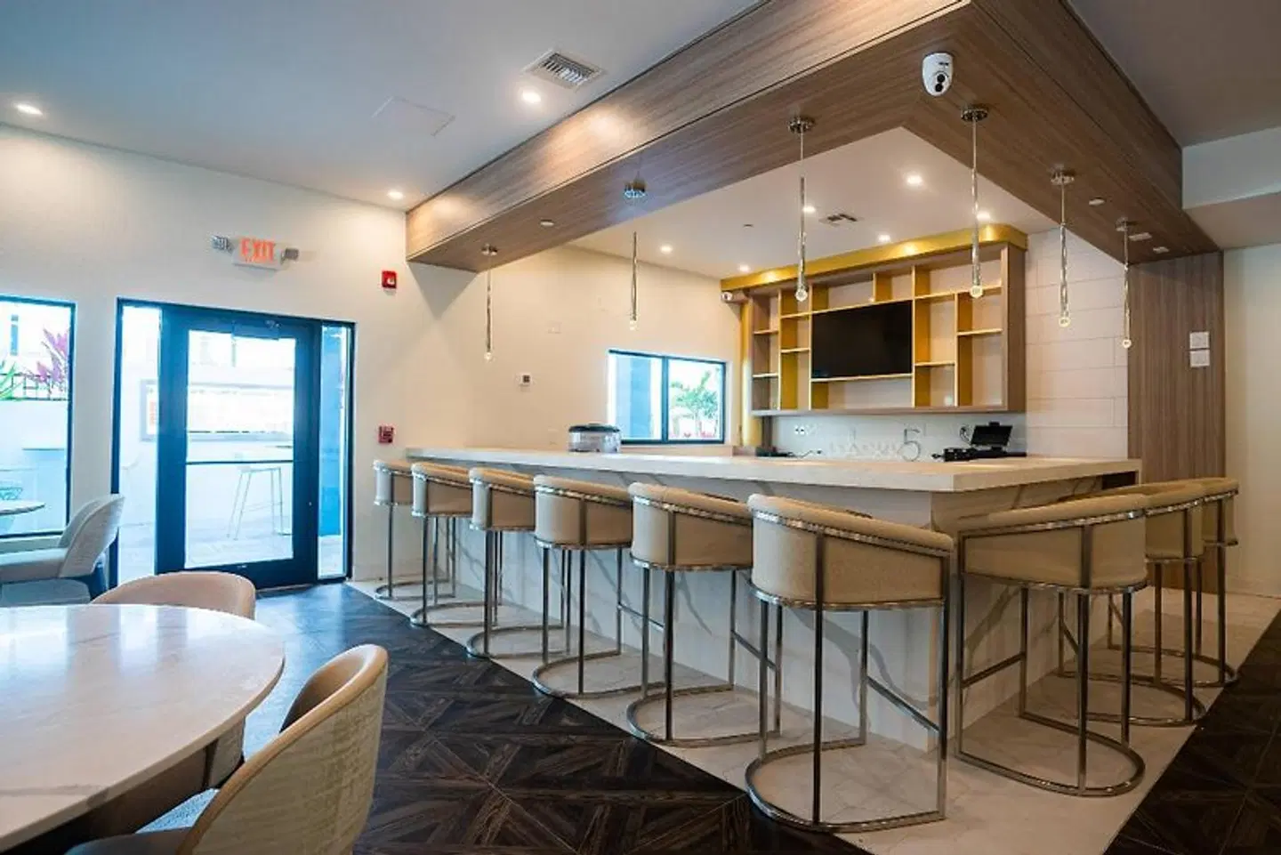 DASKK Orlando Hotel Near Universal Blvd, Ascend Hotel Collection Bar