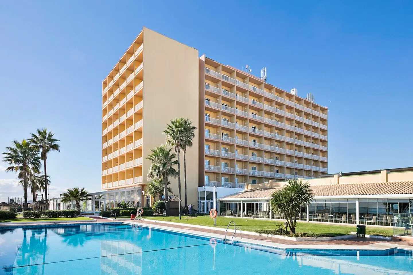 SOL Málaga Guadalmar OUTDOOR_POOL