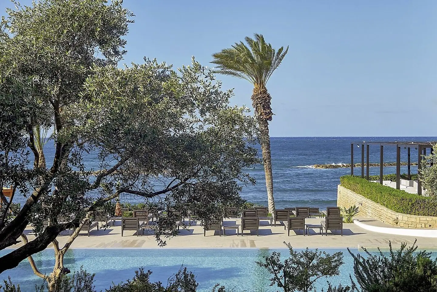 Almyra OUTDOOR_POOL