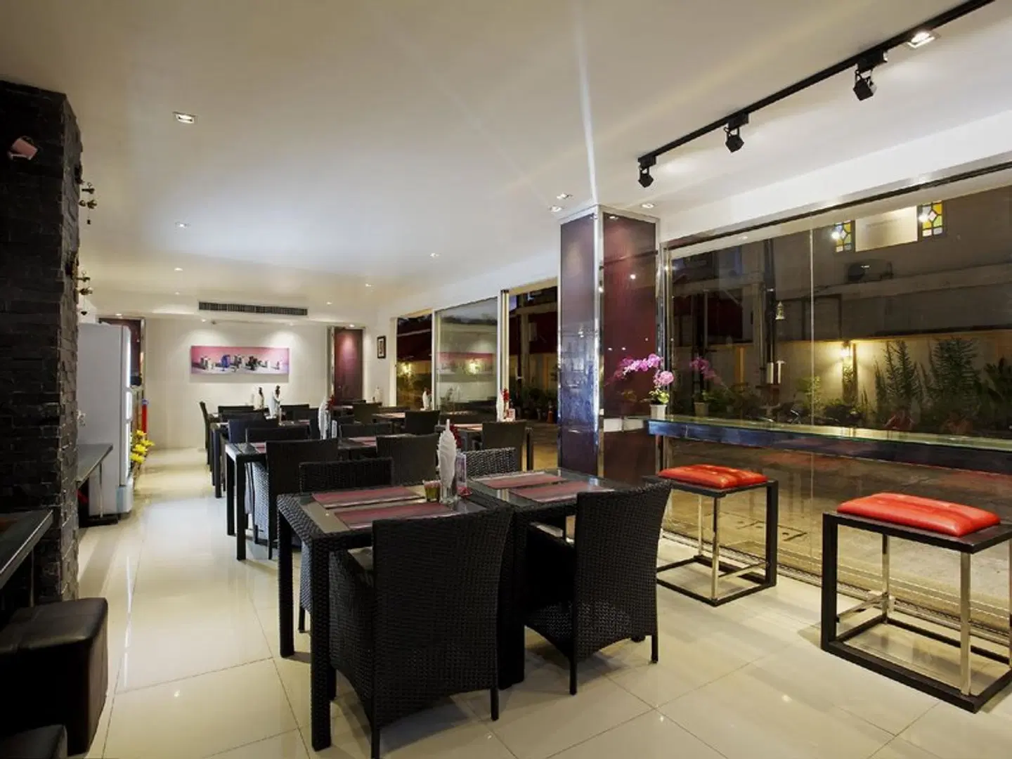 Grand Sunset Restaurant