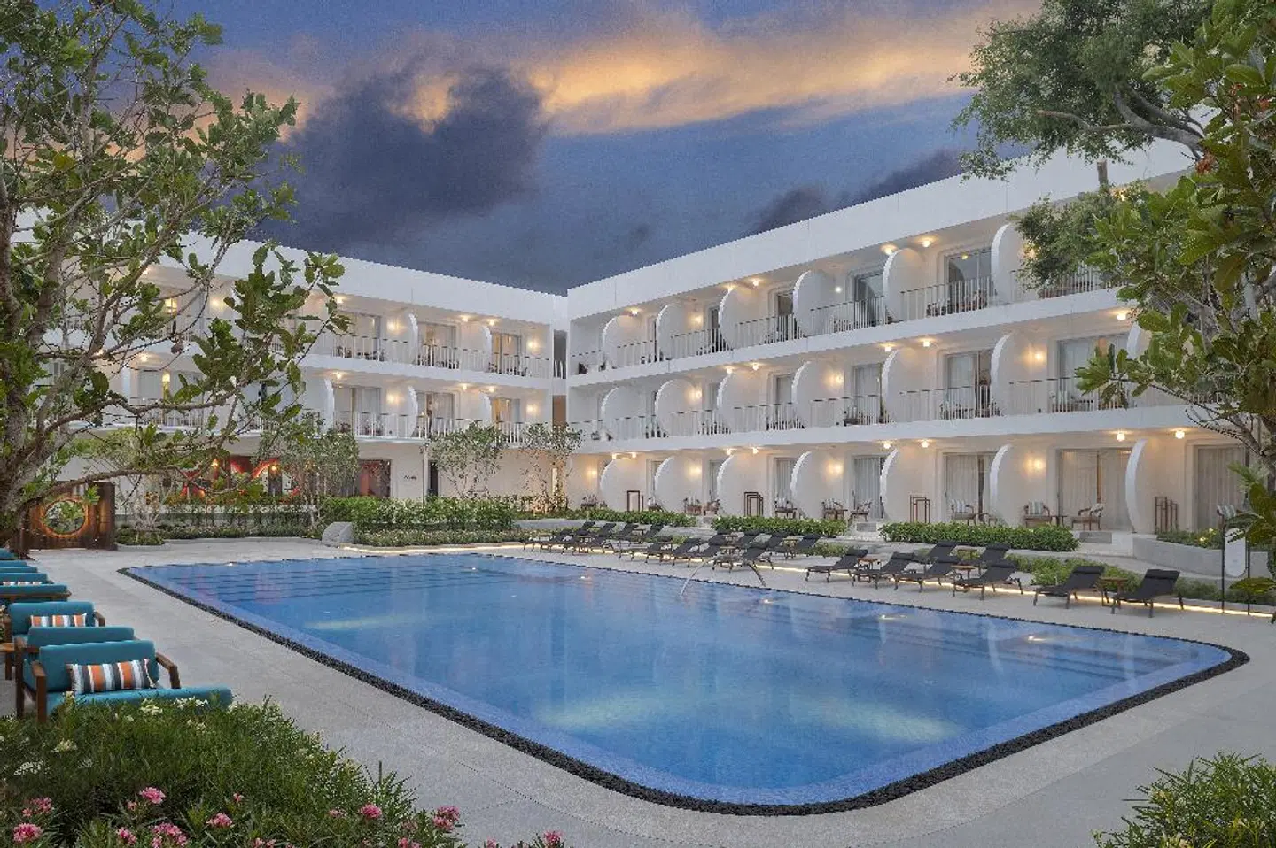 Avani Chaweng Samui Hotel & Beach Club OUTDOOR_POOL