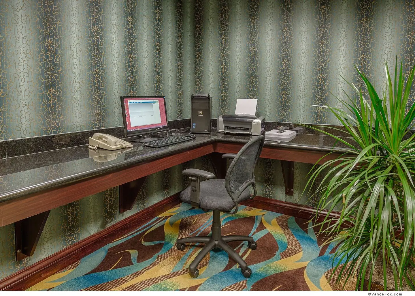 Holiday Inn Express & Suites Red Bluff-South Redding Area by IHG ROOM_EXAMPLE