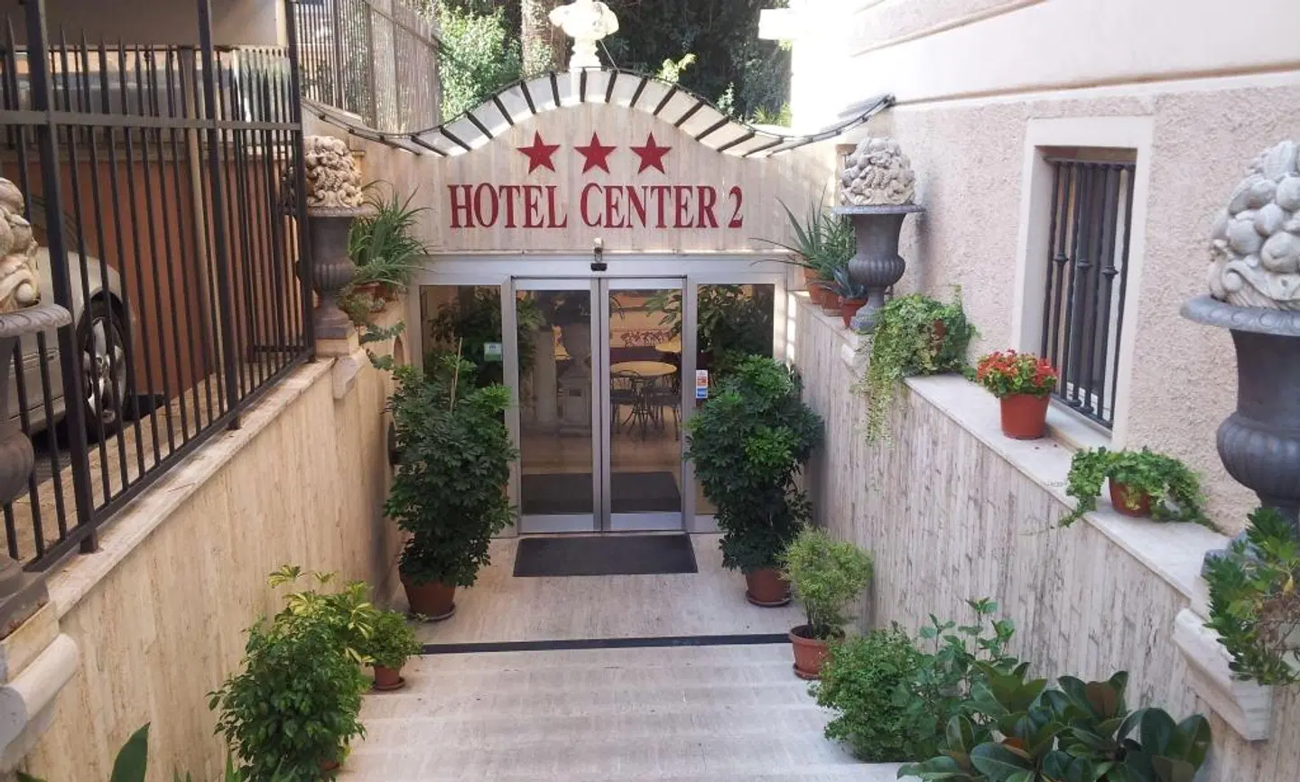 Hotel Center 1 EXTERIOR