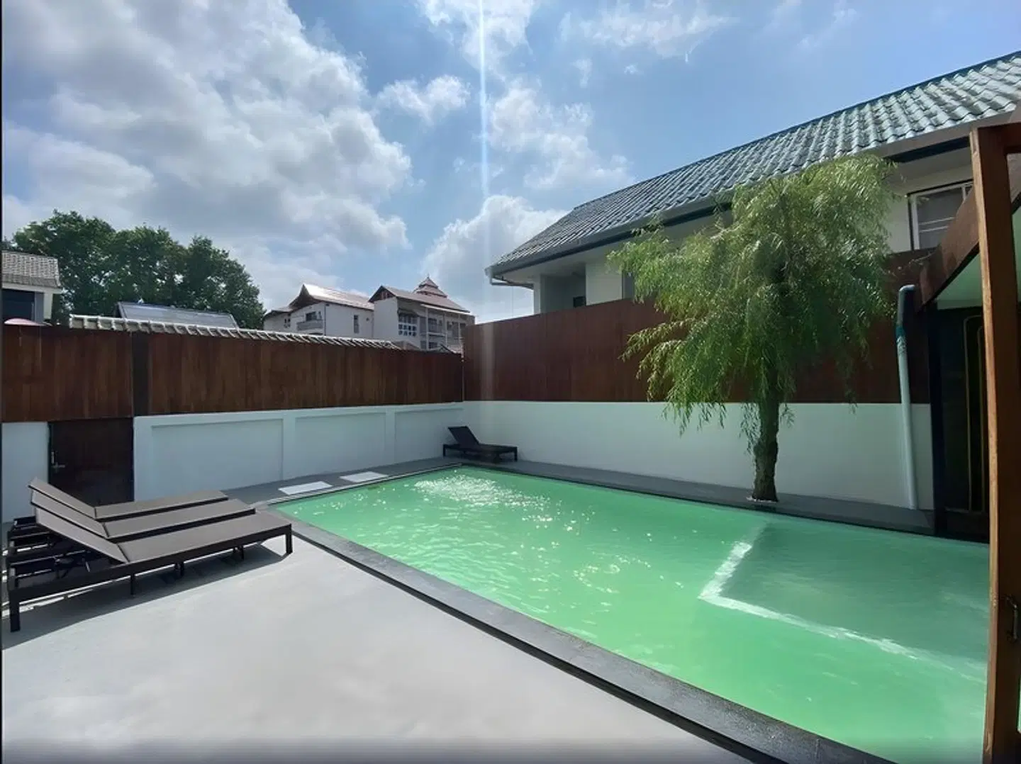 The Wing Lanna Hotel OUTDOOR_POOL