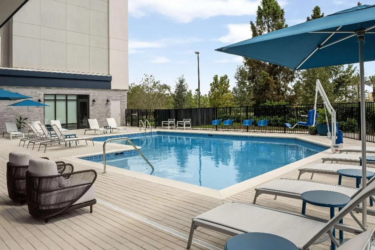 Home2 Suites by Hilton Orlando Lake Nona OUTDOOR_POOL