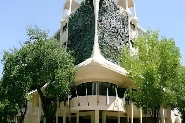 Mayfair Hotel and Spa EXTERIOR