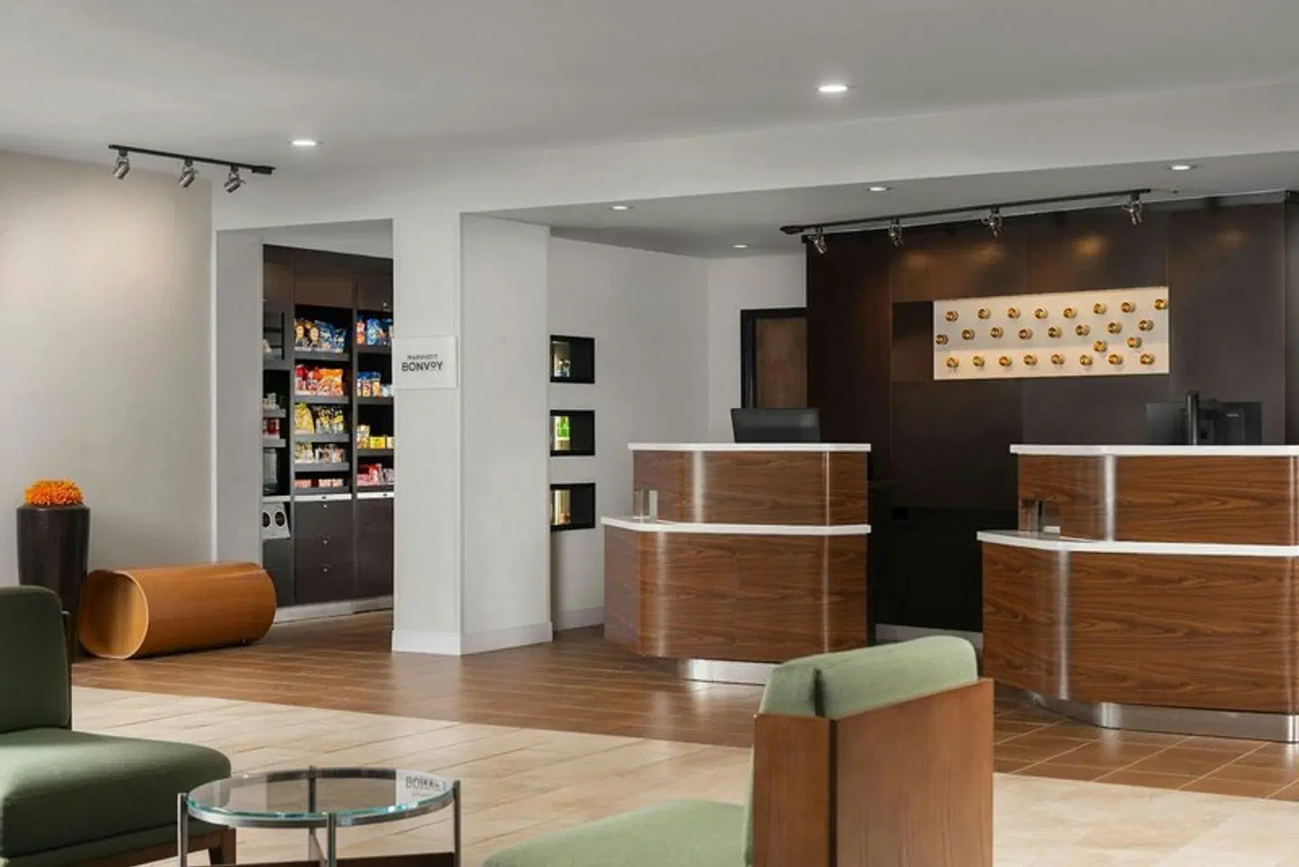 Courtyard by Marriott Dallas-Fort Worth/Bedford Bar