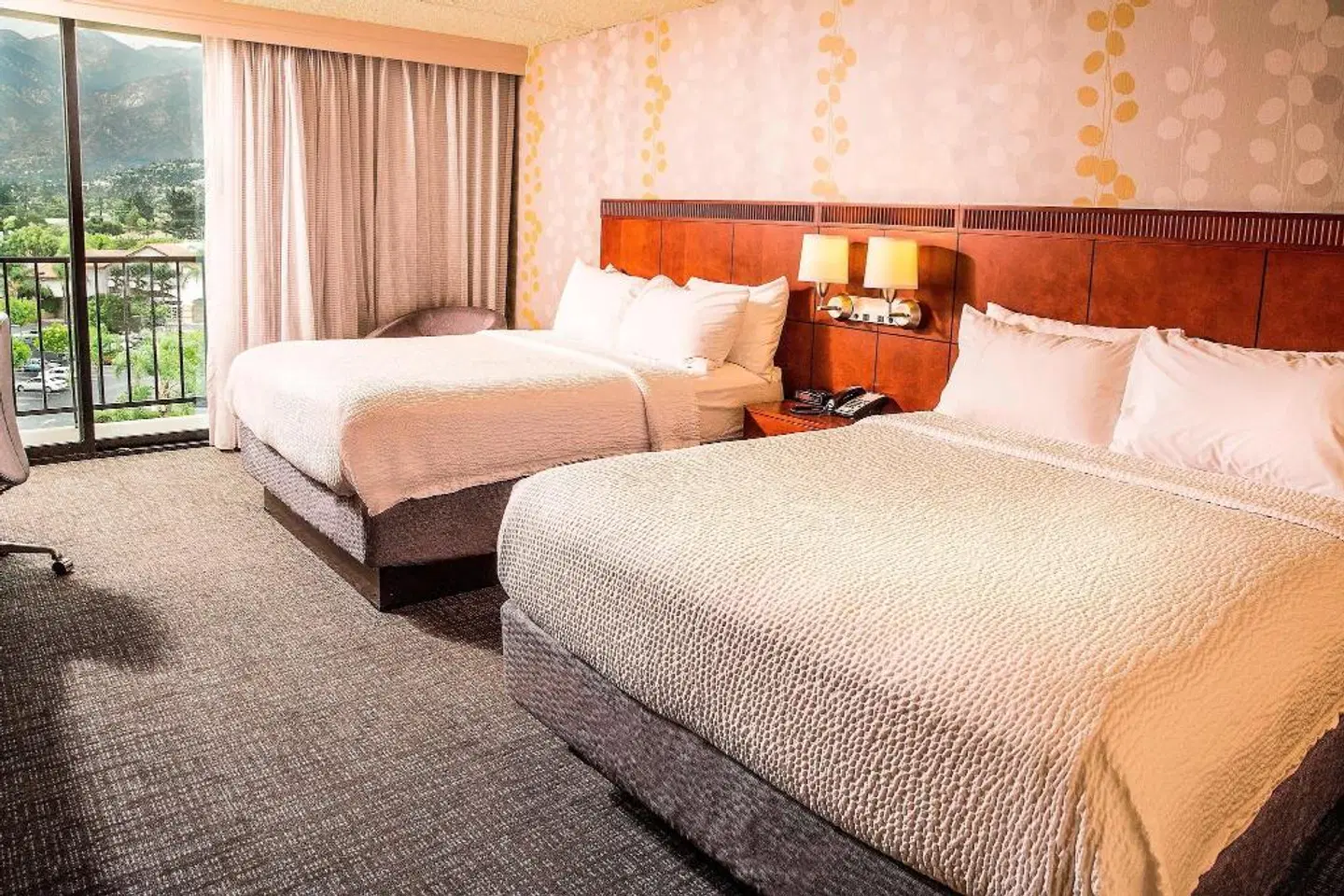 Courtyard by Marriott Los Angeles Pasadena/Monrovia ROOM_EXAMPLE