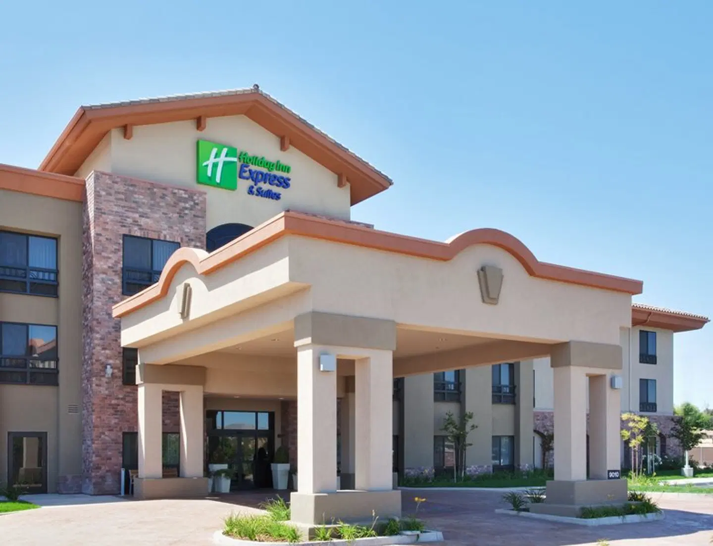Holiday Inn Express & Suites Atascadero by IHG EXTERIOR