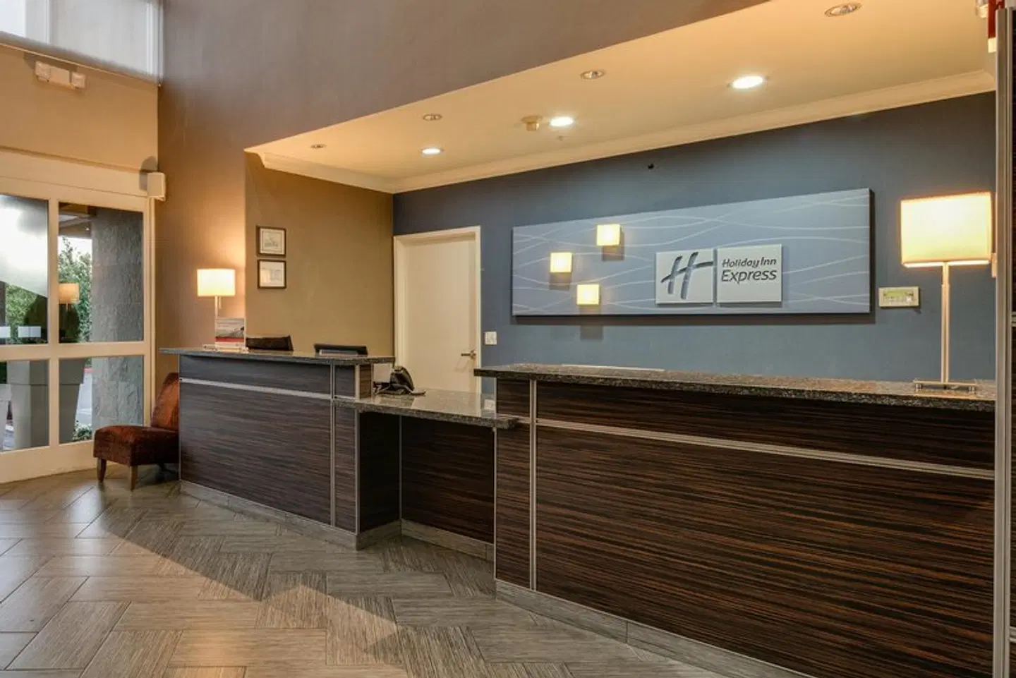 Holiday Inn Express & Suites Santa Clara by IHG LOUNGE_LOBBY