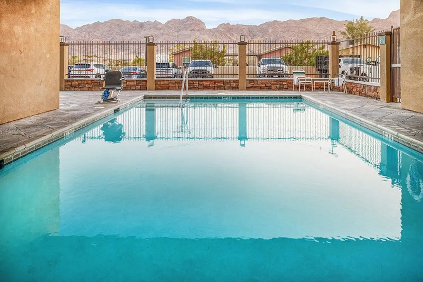 Holiday Inn Express & Suites Twentynine Palms- Joshua Tree by IHG OUTDOOR_POOL