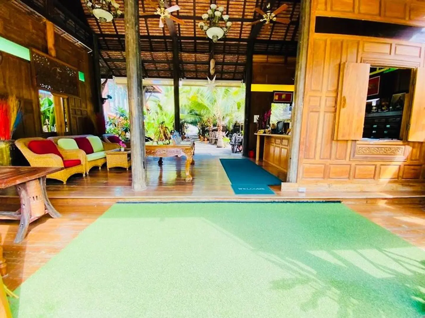Sasitara Thai Villas Hallenbad