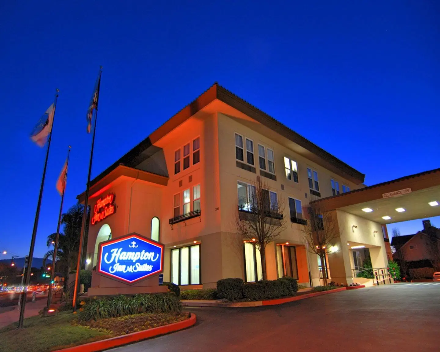 Hampton Inn & Suites Mountain View EXTERIOR