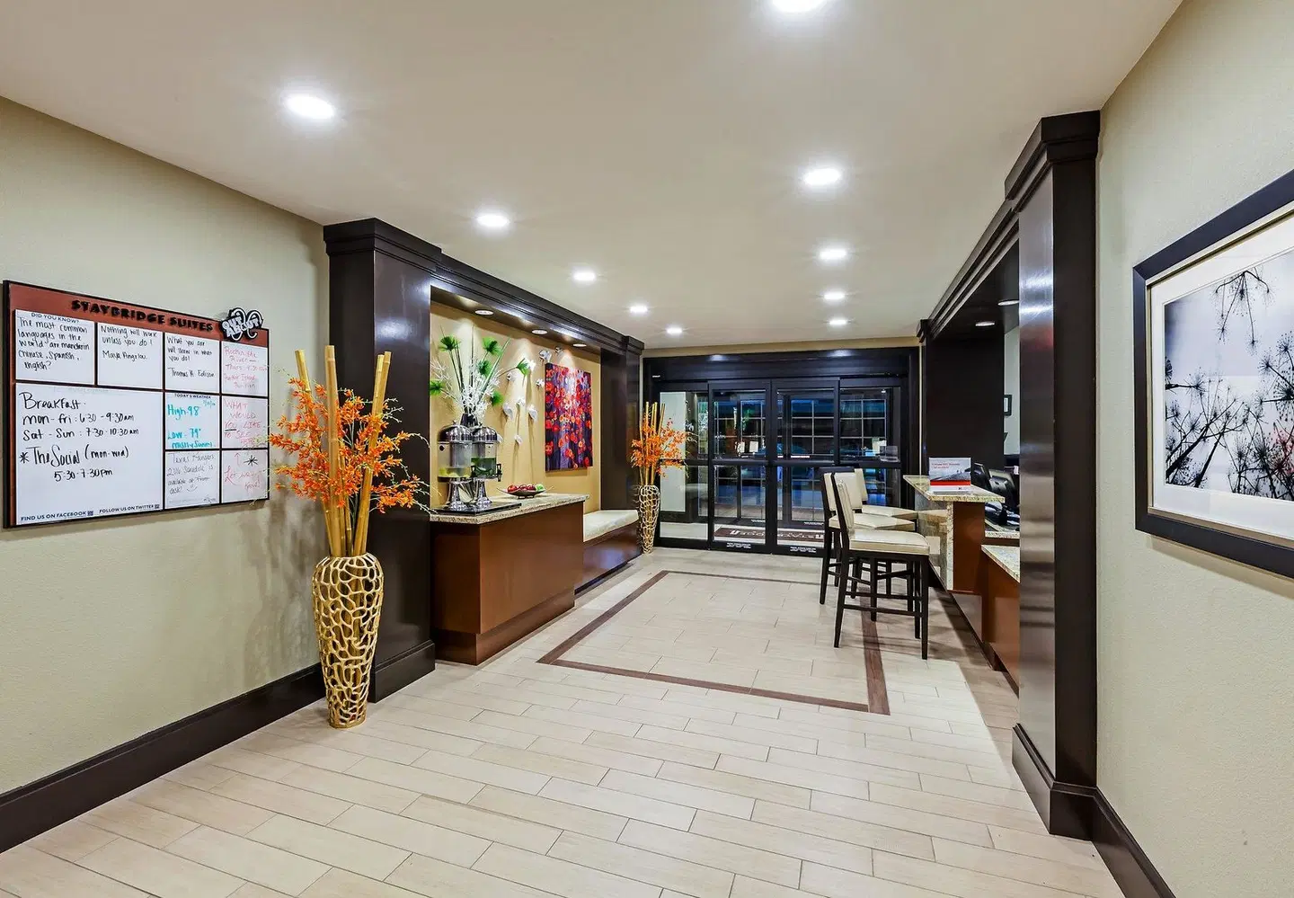 Staybridge Suites Fort Worth Fossil Creek by IHG LOUNGE_LOBBY