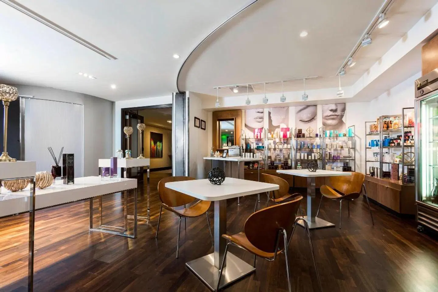 JW Marriott Houston Downtown Bar