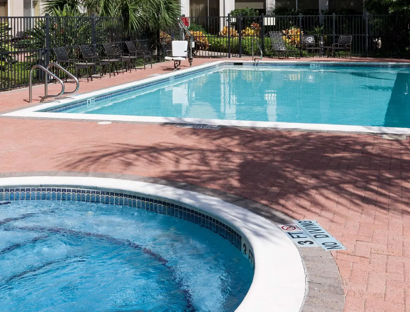 Hilton Garden Inn McAllen OUTDOOR_POOL