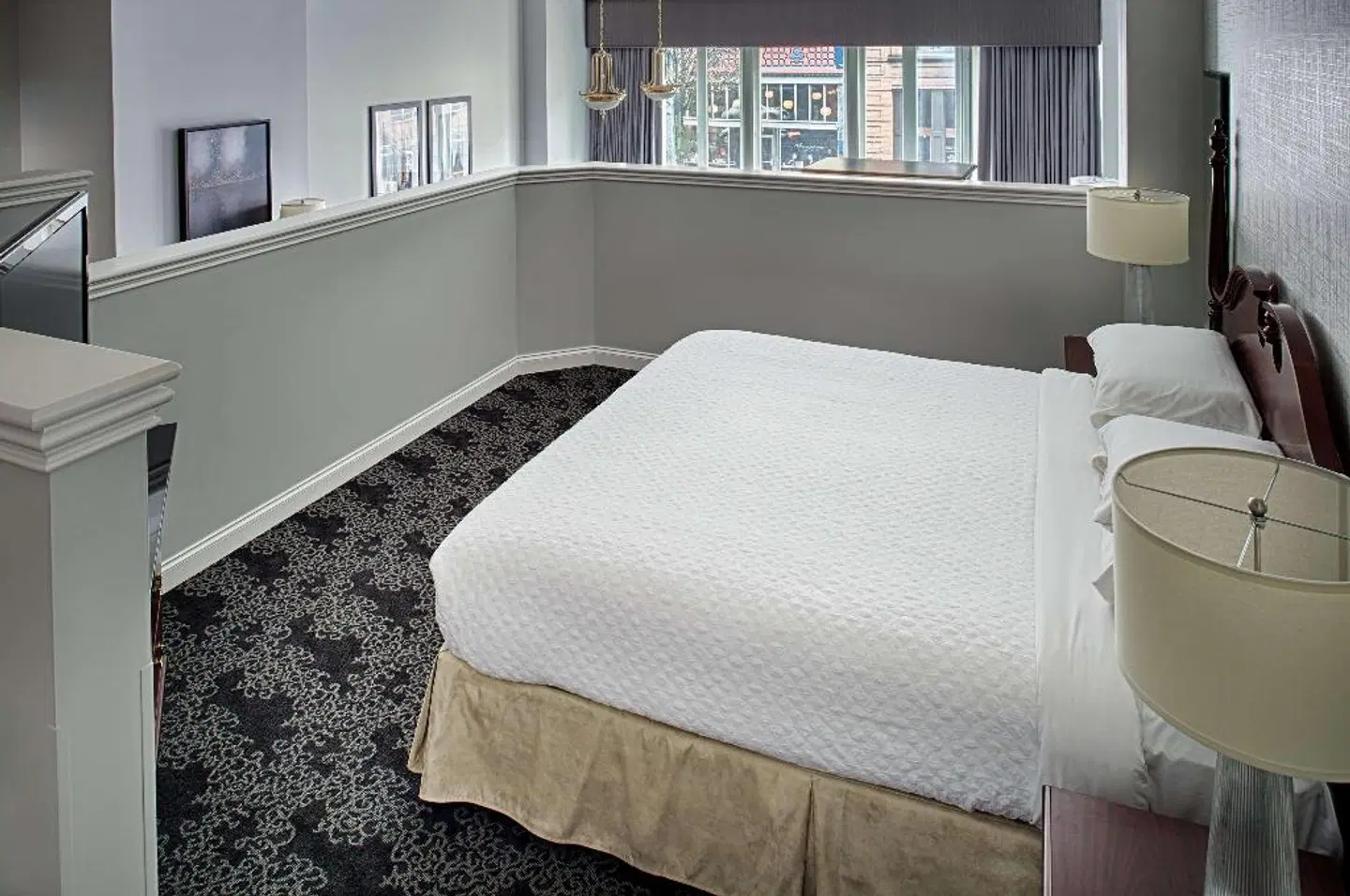 Embassy Suites by Hilton Portland Downtown ROOM_EXAMPLE
