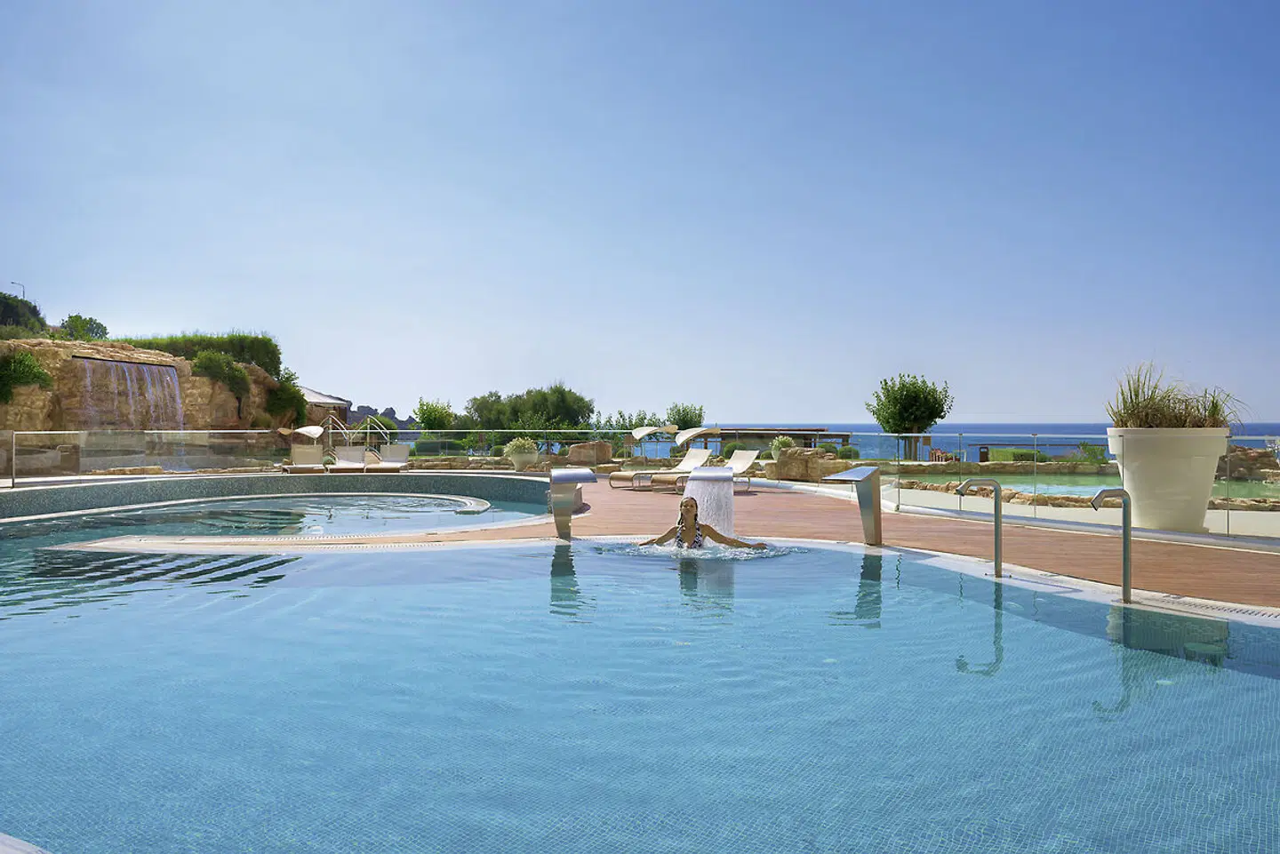 Elysium Resort & Spa OUTDOOR_POOL