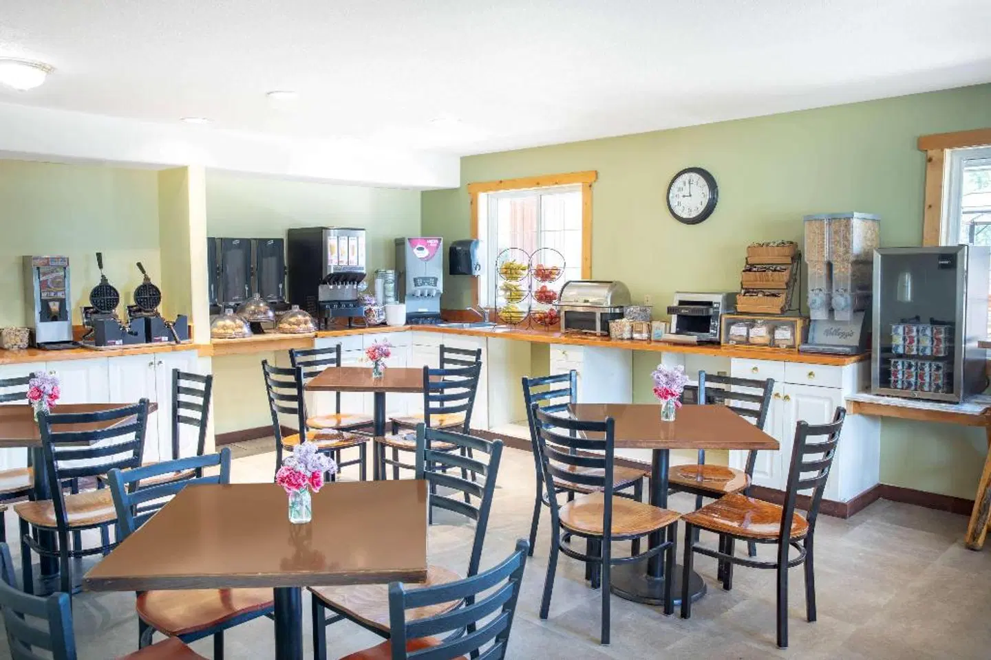 Travelodge by Wyndham Golden Sportsman Lodge Restaurant