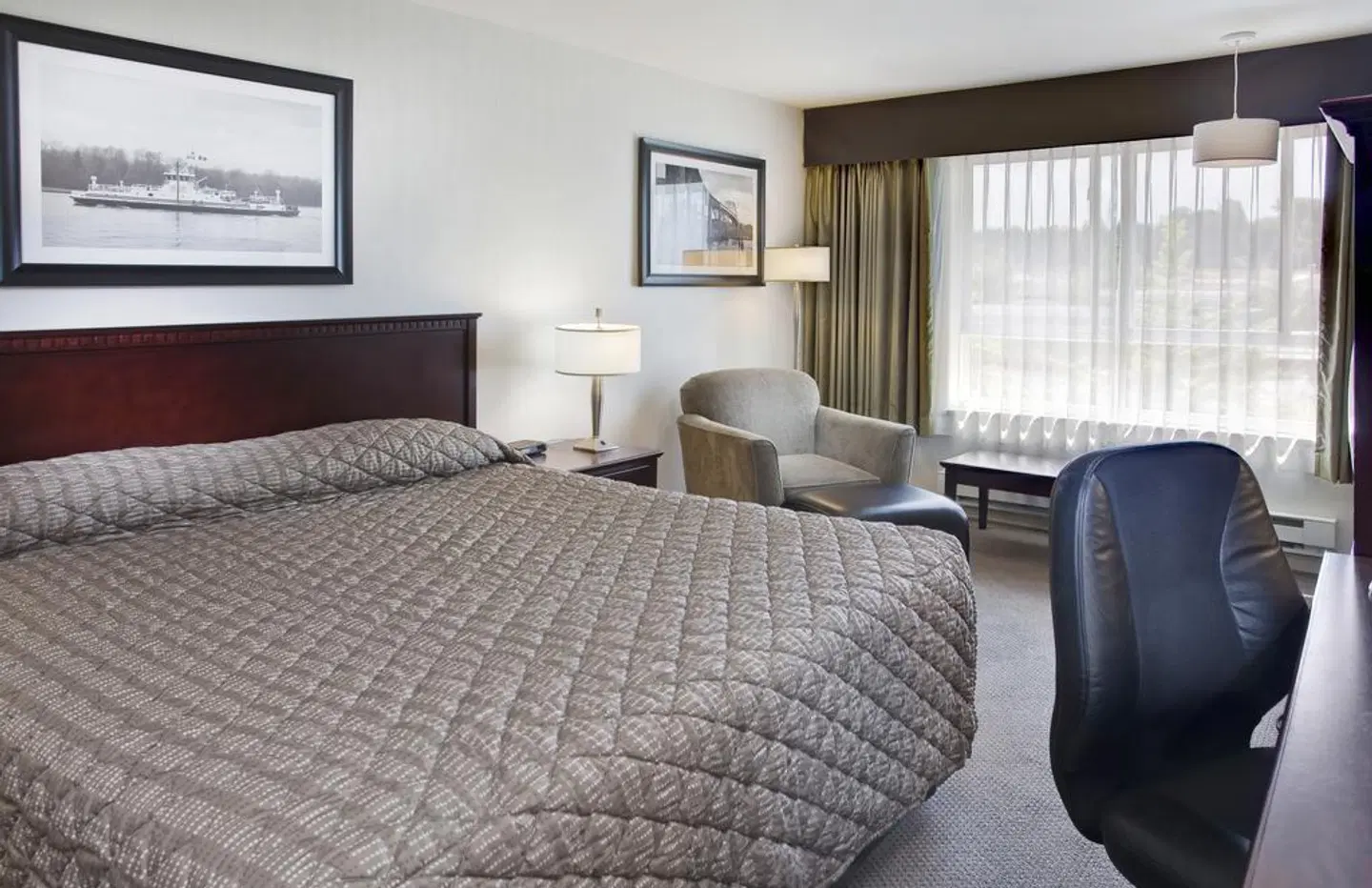 Sandman Hotel Langley ROOM_EXAMPLE