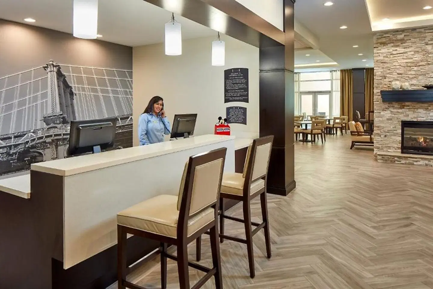 Staybridge Suites Anaheim At The Park by IHG Bar