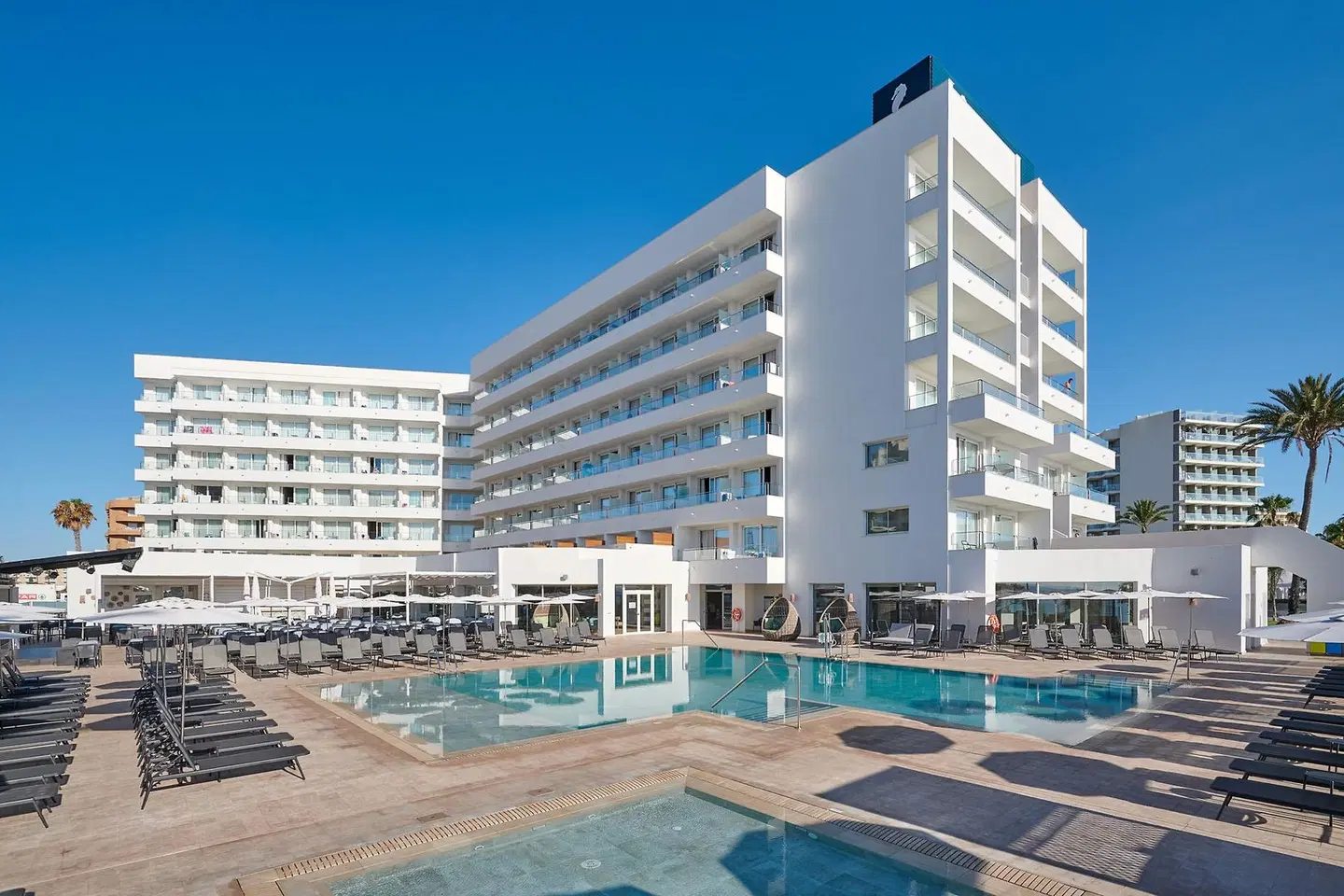 Hipotels Flamenco OUTDOOR_POOL