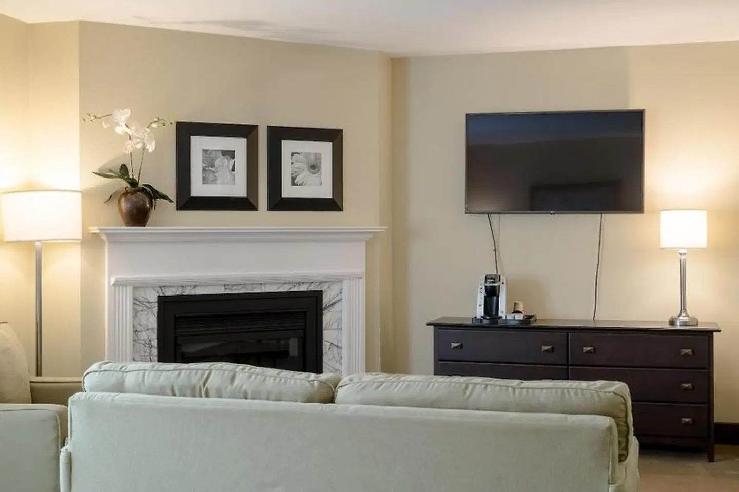 Amsterdam Inn & Suites Sussex ROOM_EXAMPLE