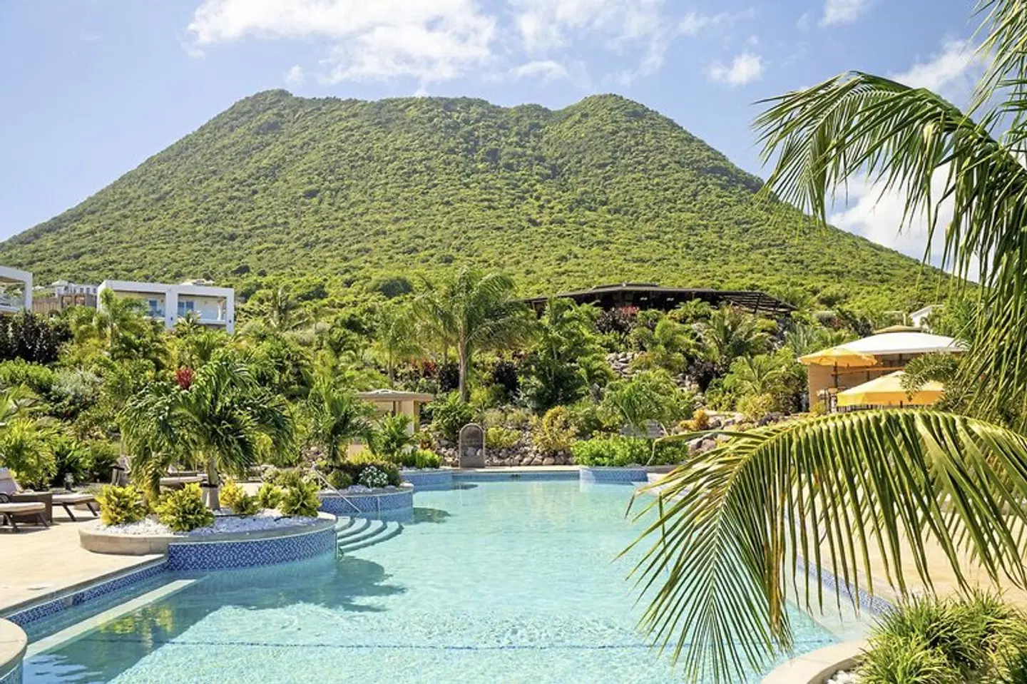Golden Rock - Dive & Nature Resort OUTDOOR_POOL