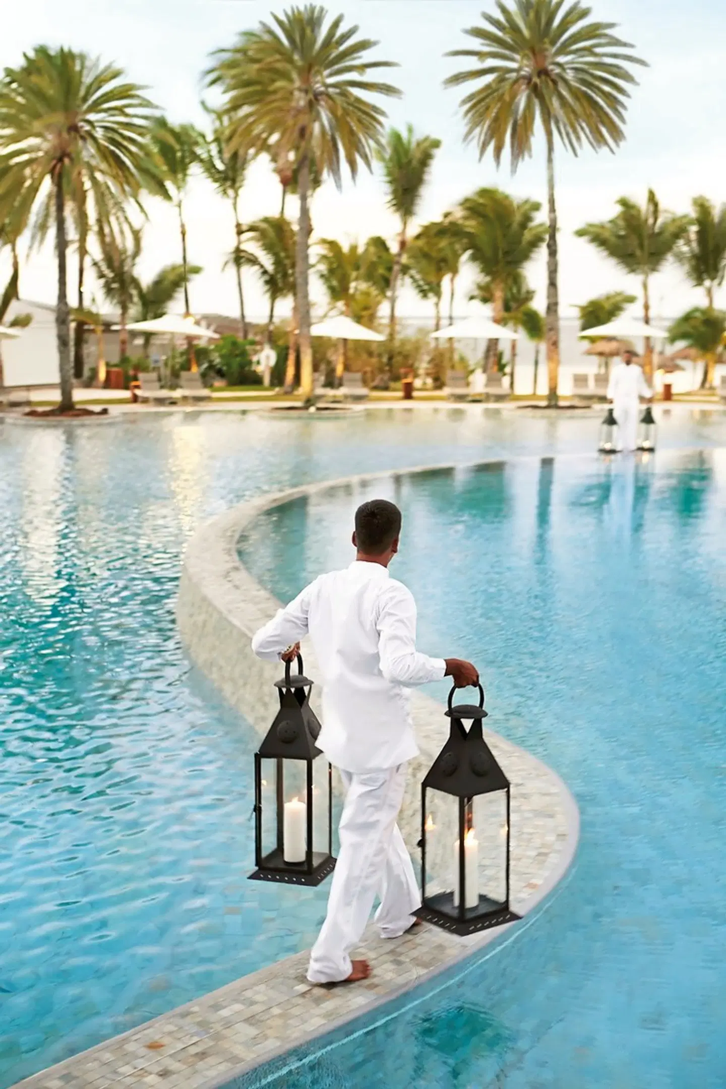 LUX* Belle Mare OUTDOOR_POOL