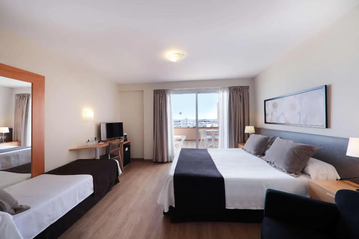 Sercotel Zurbarán ROOM_EXAMPLE