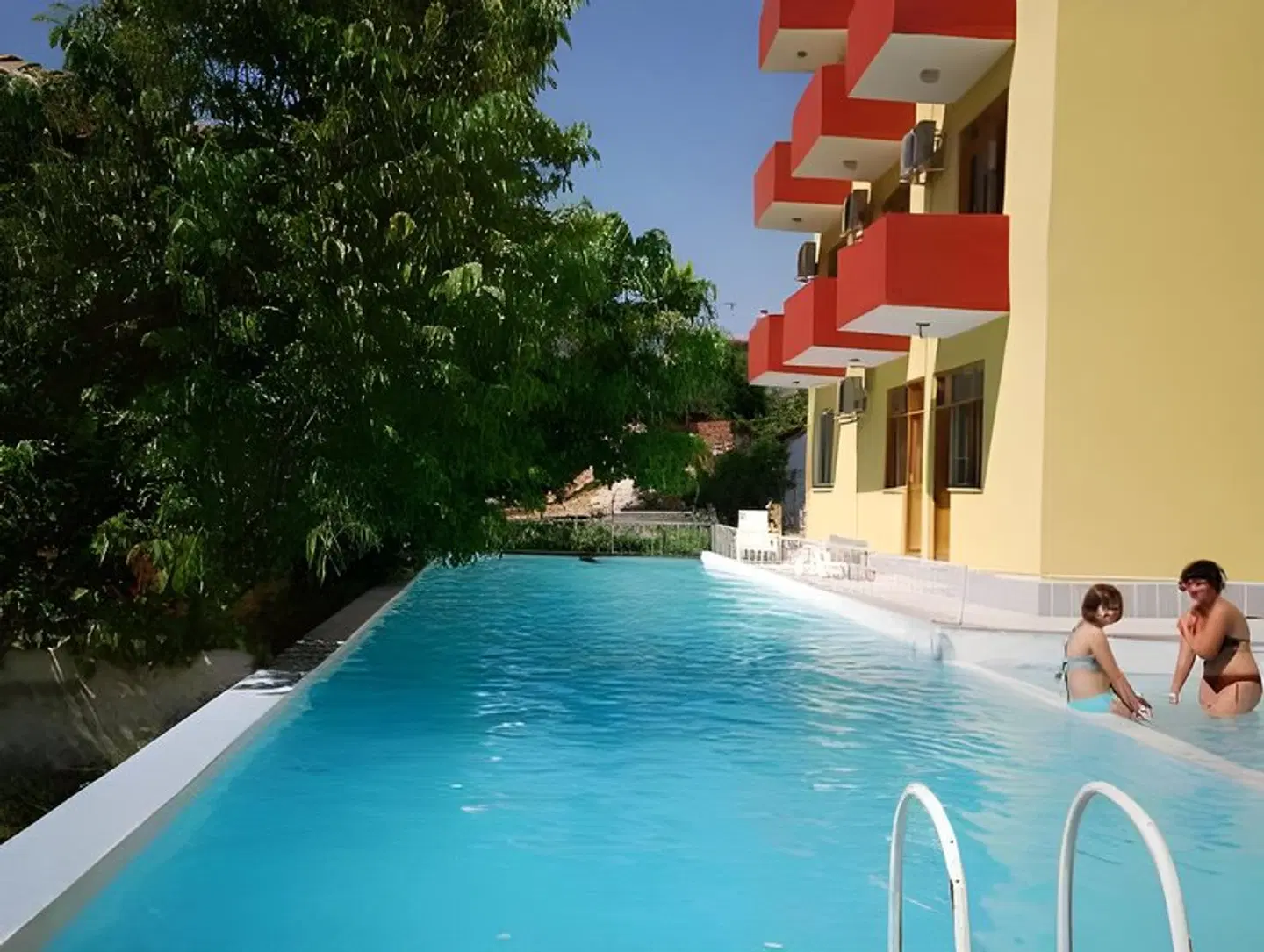 Ozbay Hotel OUTDOOR_POOL