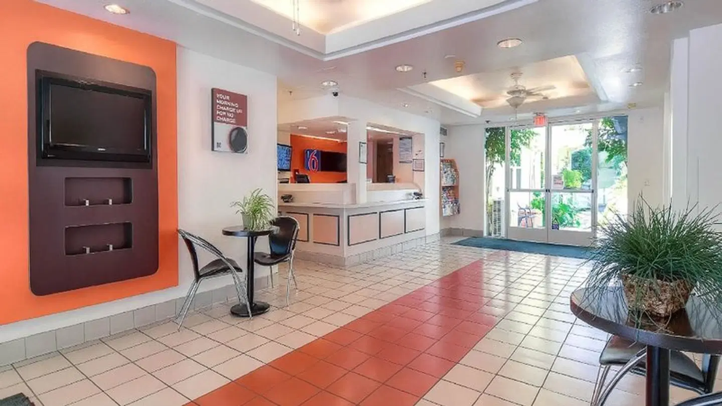 Motel 6 San Diego, CA - Downtown LOUNGE_LOBBY