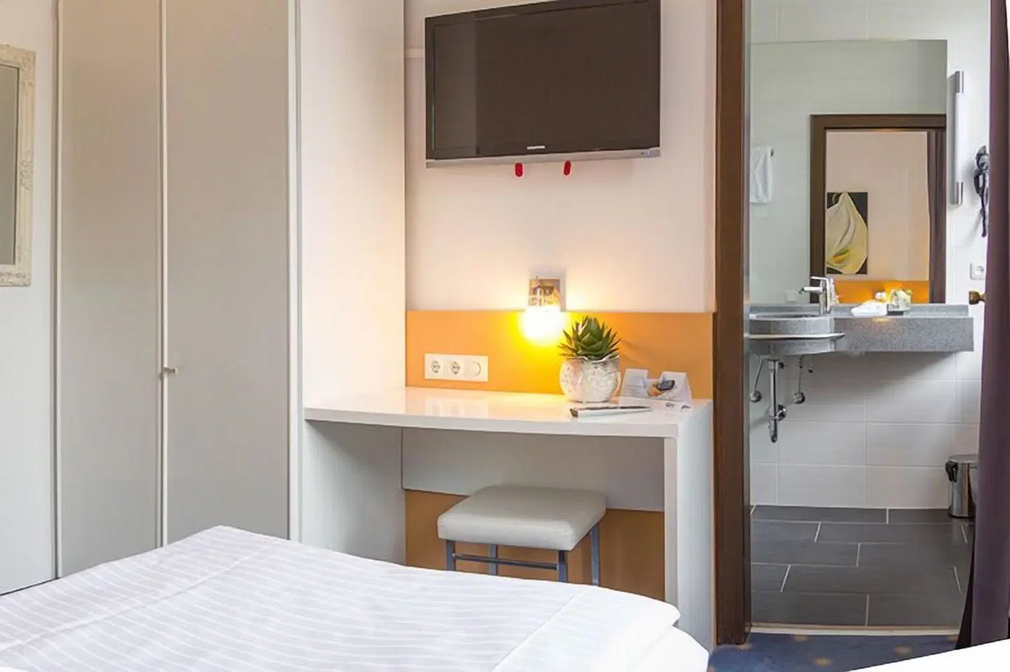 Mühlenkamp Hotel & Gastronomie ROOM_EXAMPLE