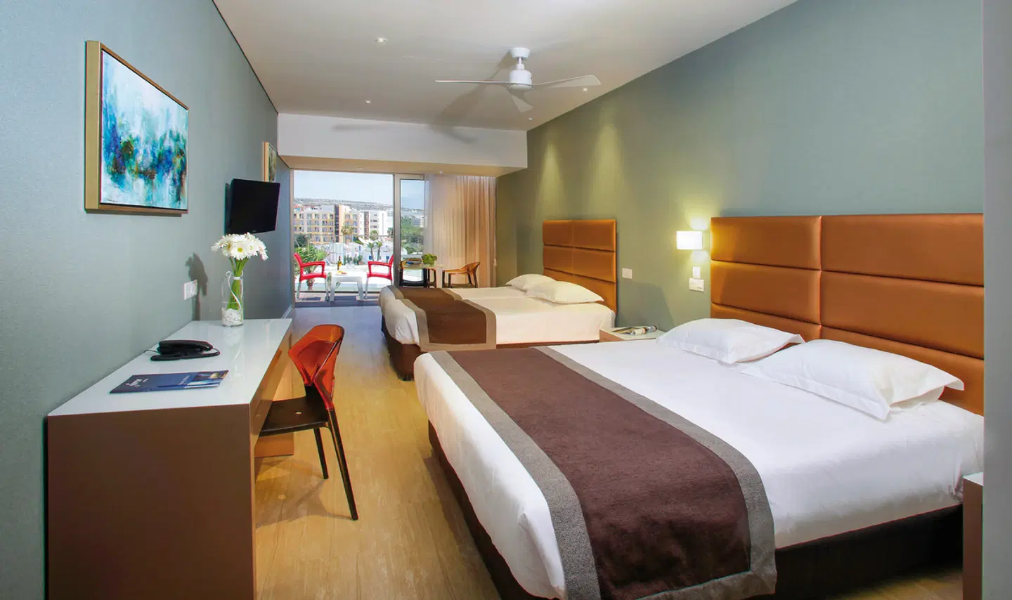 Faros ROOM_EXAMPLE