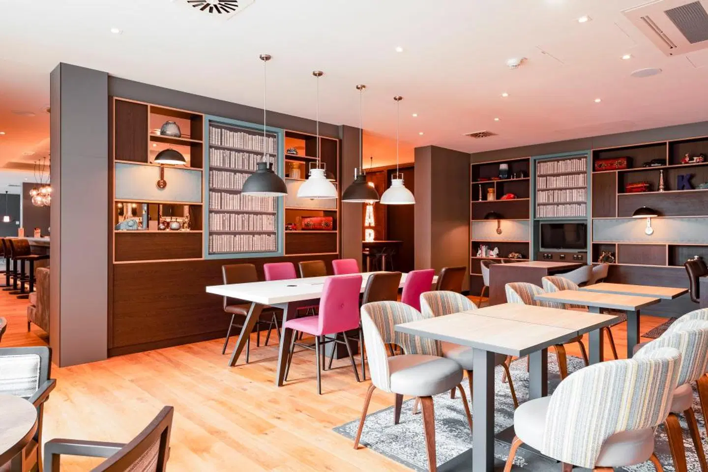 Premier Inn Karlsruhe City Am Wasserturm LOUNGE_LOBBY