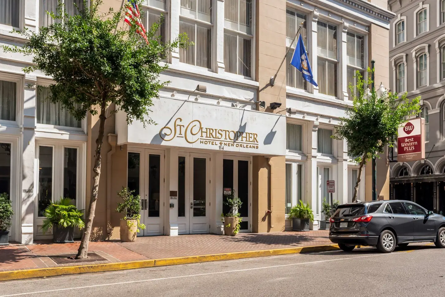 Best Western Plus St. Christopher Hotel EXTERIOR