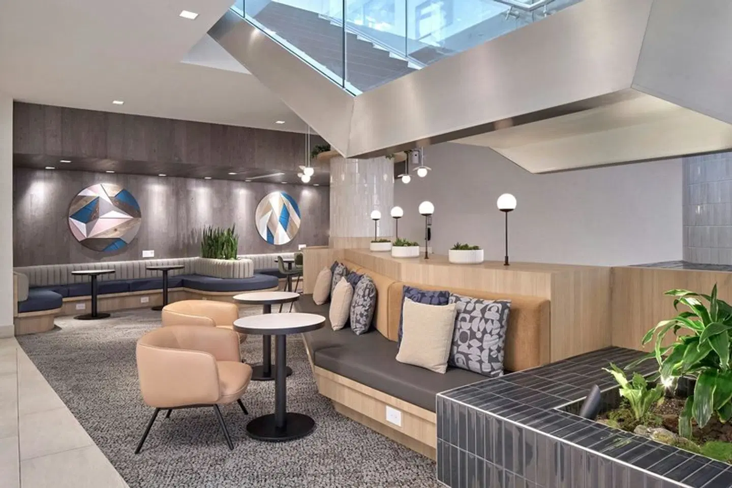 Element by Westin Vancouver Metrotown LOUNGE_LOBBY
