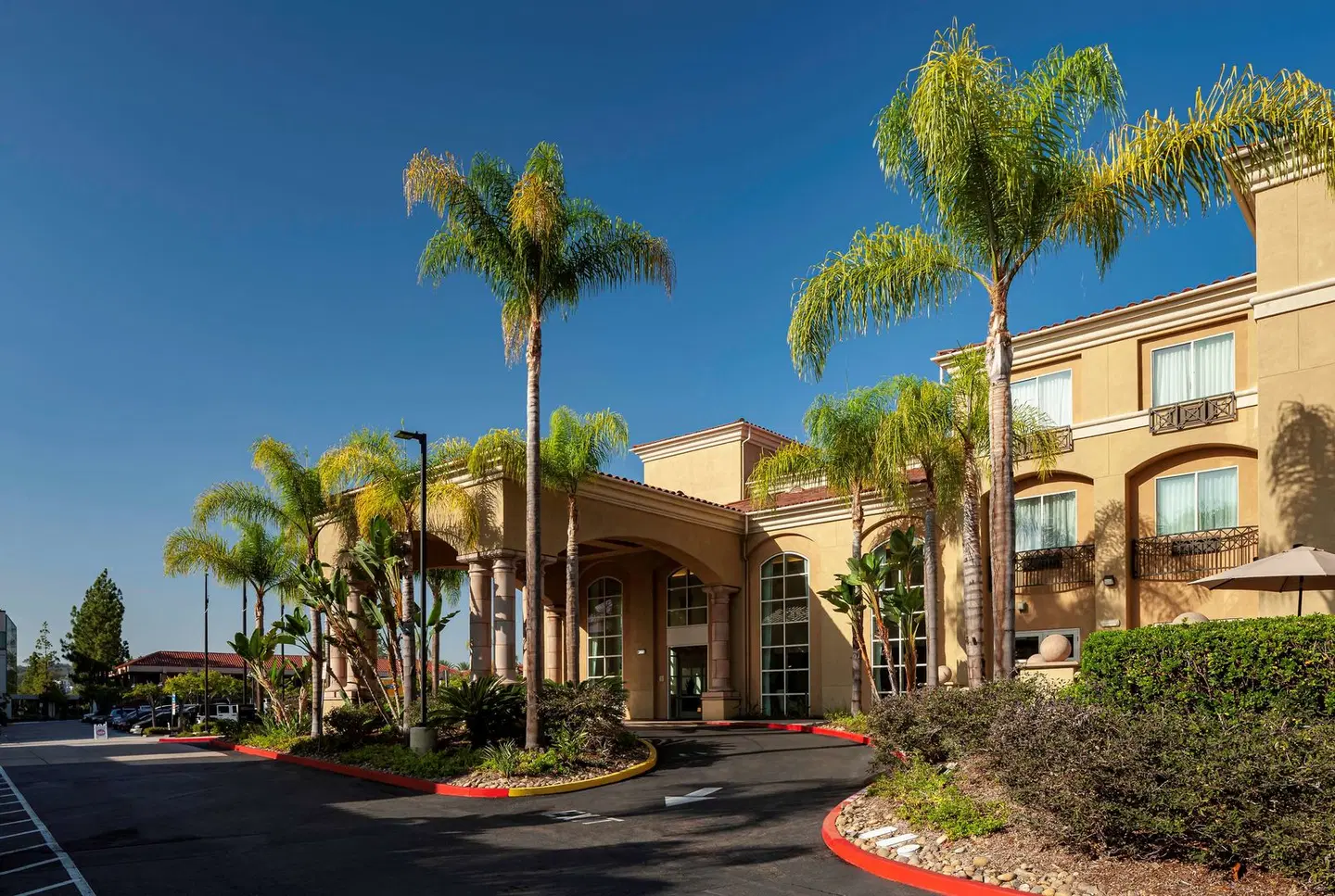 Hilton Garden Inn San Diego/Rancho Bernardo EXTERIOR