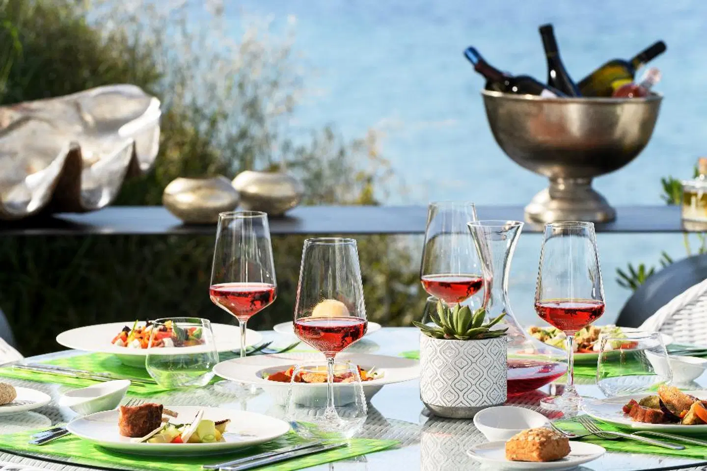 Avaton Luxury Beach Resort - Relais & Chateaux Terrasse
