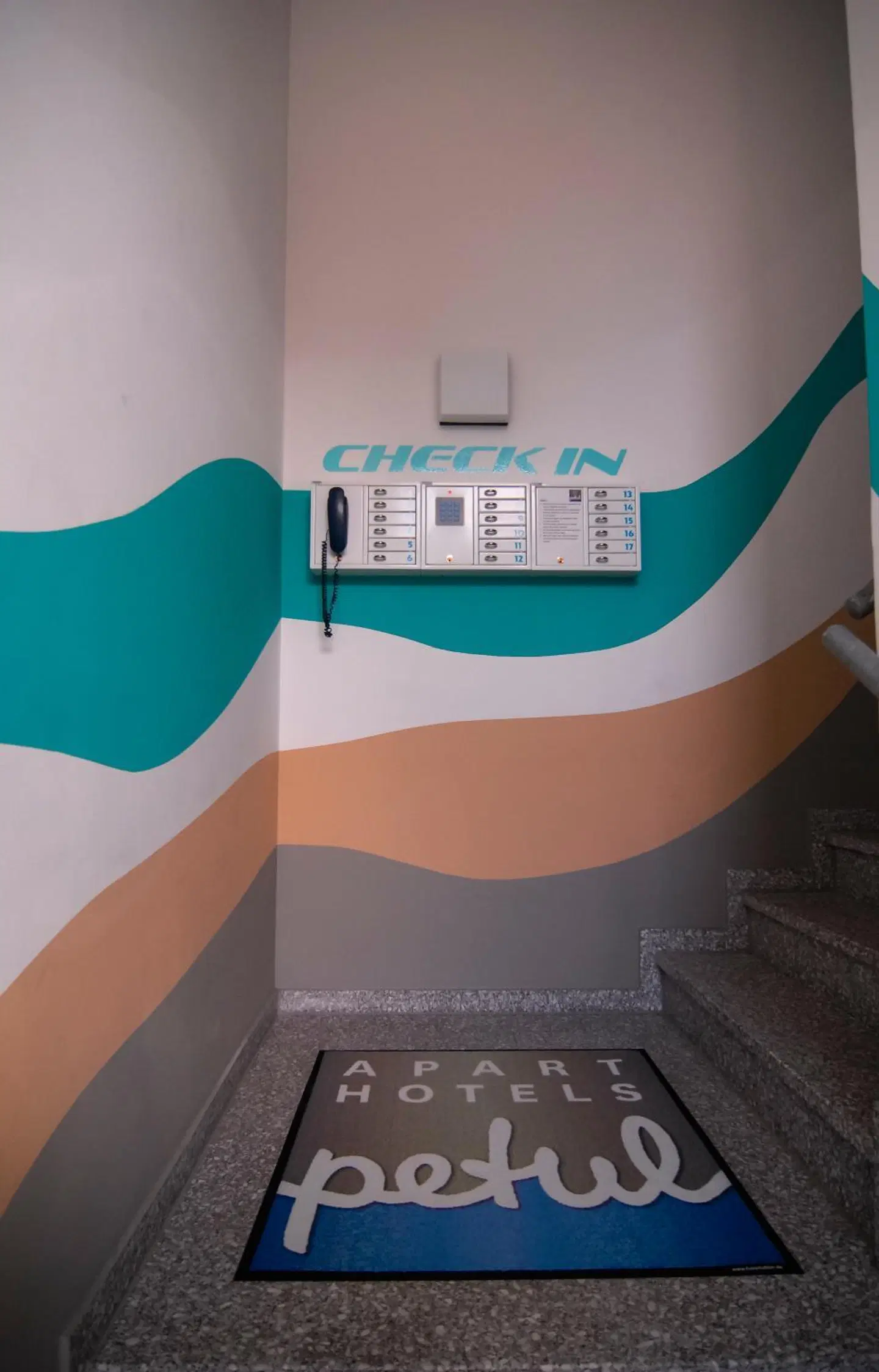Petul am Ruhrbogen LOUNGE_LOBBY