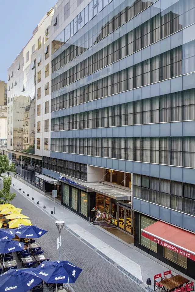 DoubleTree by Hilton Buenos Aires EXTERIOR