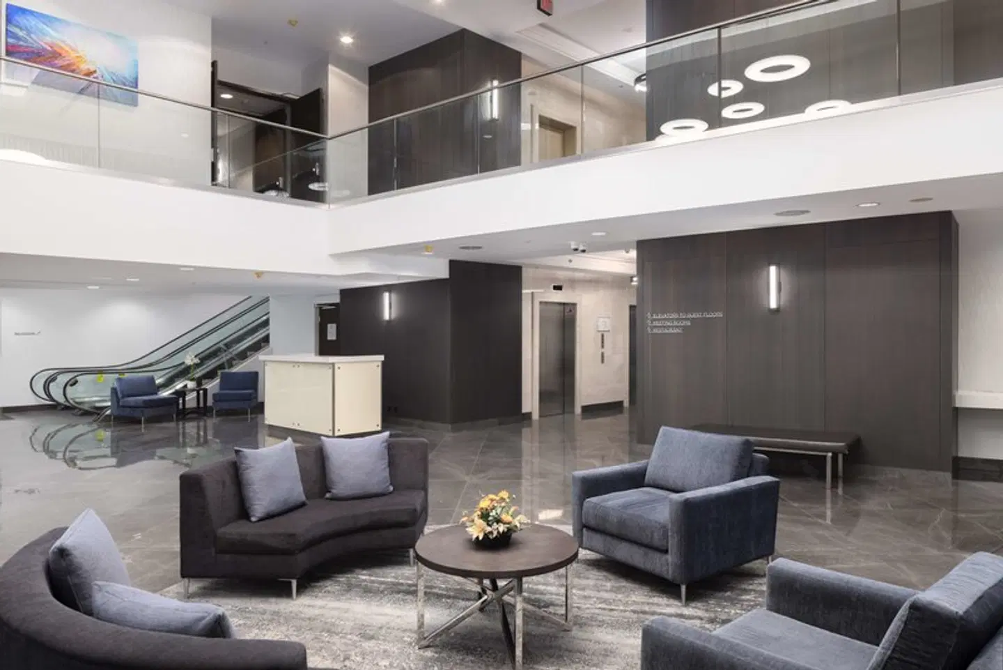 Hilton Vancouver Metrotown LOUNGE_LOBBY