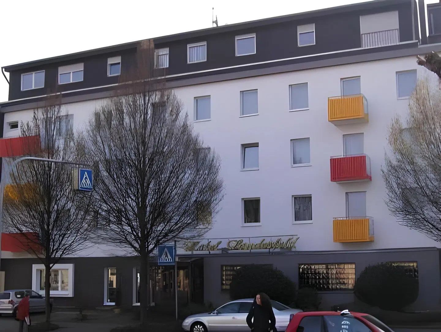 Sonderfeld EXTERIOR
