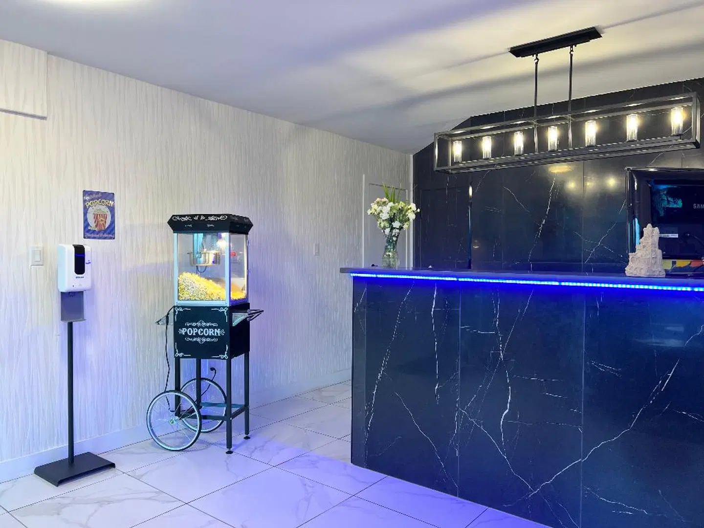 The Tide's Inn LOUNGE_LOBBY