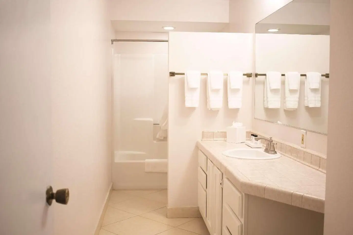 La Jolla Cove Suites Badezimmer