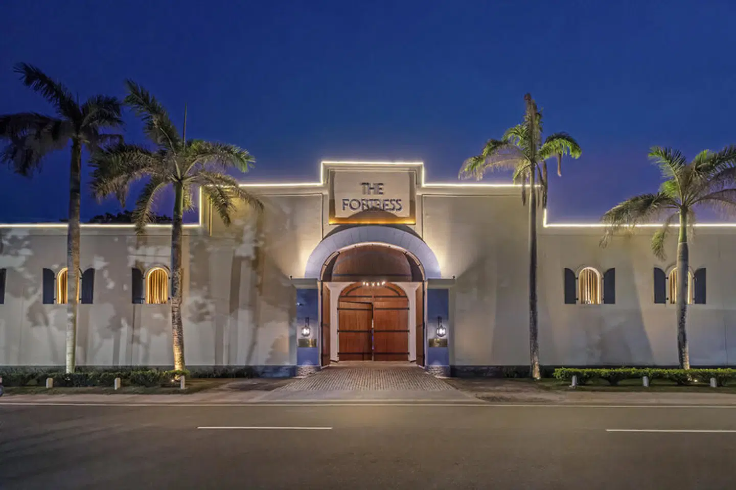 The Fortress Resort & Spa EXTERIOR