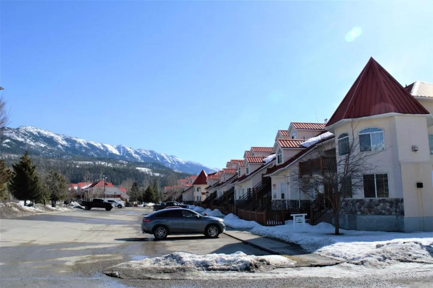 Fernie Stanford Resort EXTERIOR
