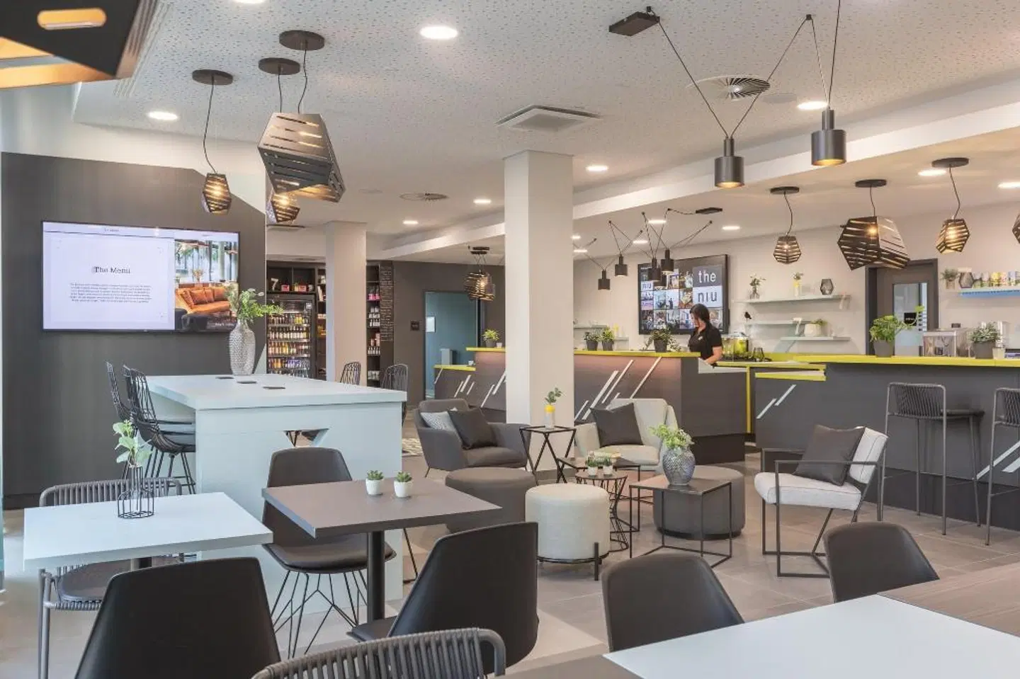 Holiday Inn - the niu, Seven Düsseldorf Ost LOUNGE_LOBBY